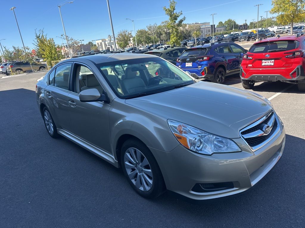 2010 Subaru Legacy 3.6R photo 3