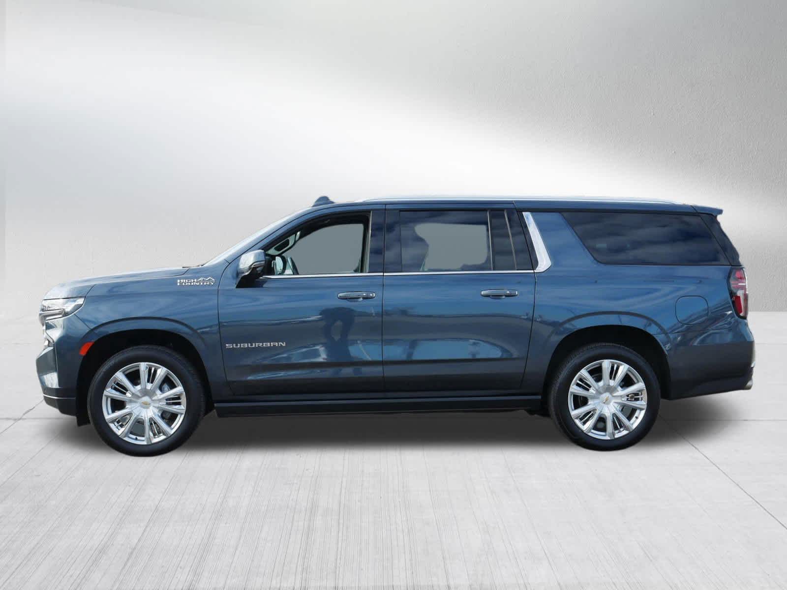 2021 Chevrolet Suburban High Country photo 4