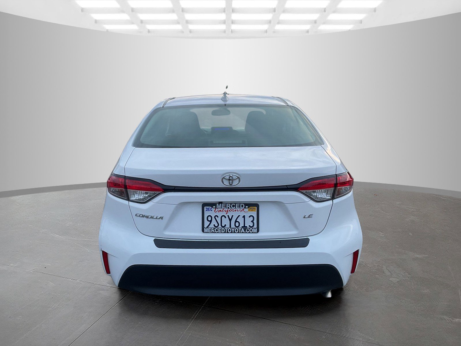 2025 Toyota Corolla LE photo 4