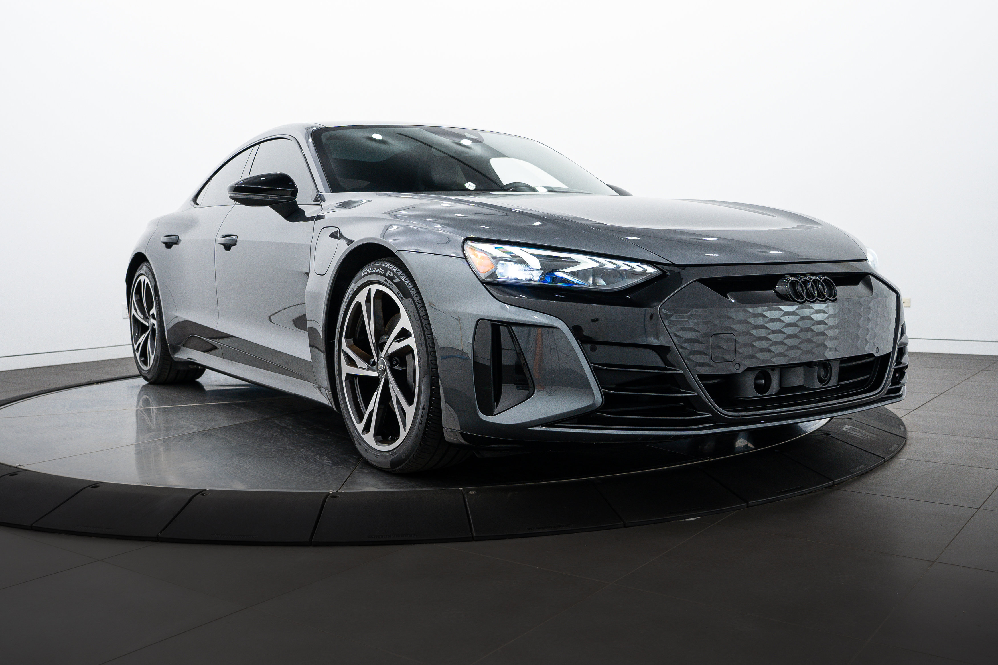 Certified 2022 Audi e-tron GT Premium Plus with VIN WAUCJBFWXN7002948 for sale in Highland Park, IL