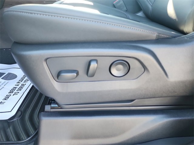 2025 Chevrolet Silverado 2500HD LT photo 14