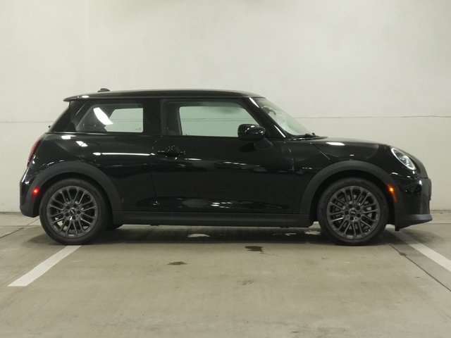 2025 Mini Cooper photo 4