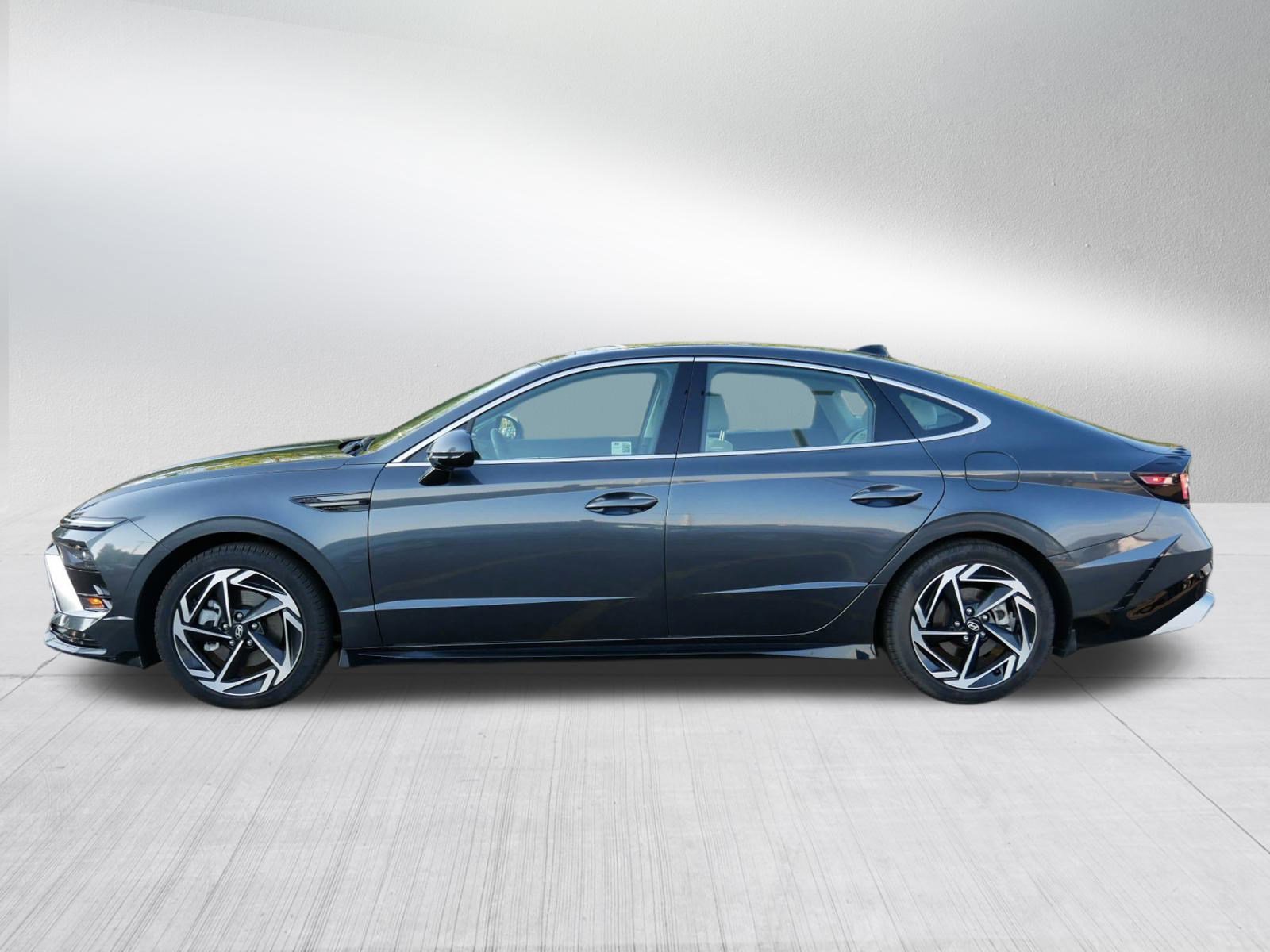 2024 Hyundai Sonata SEL Convenience photo 4