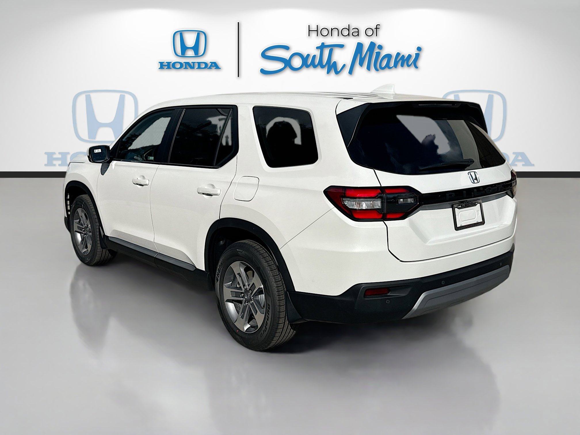 2025 Honda Pilot EX-L photo 4