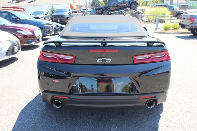 2016 Chevrolet Camaro 2LT photo 25