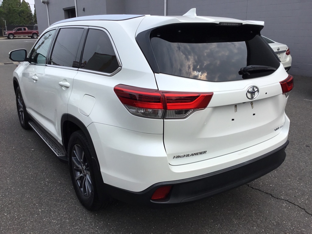 2019 Toyota Highlander XLE photo 4