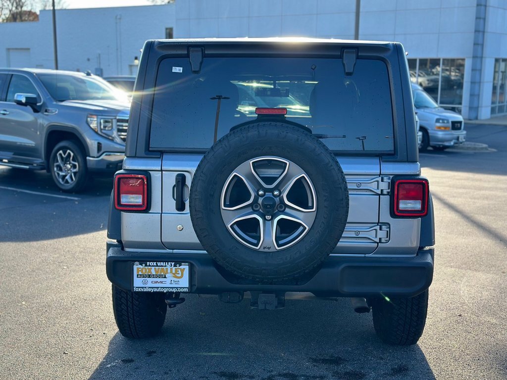 2018 Jeep Wrangler Unlimited Sport S photo 4