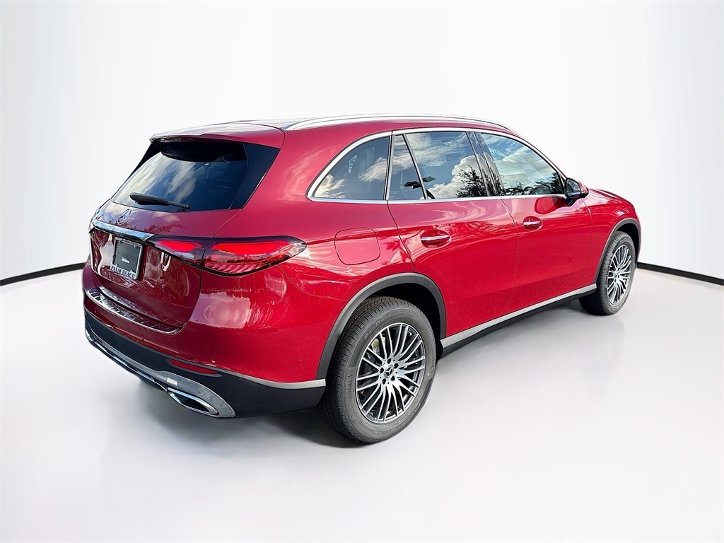 2026 Mercedes Benz GLC 300 photo 4