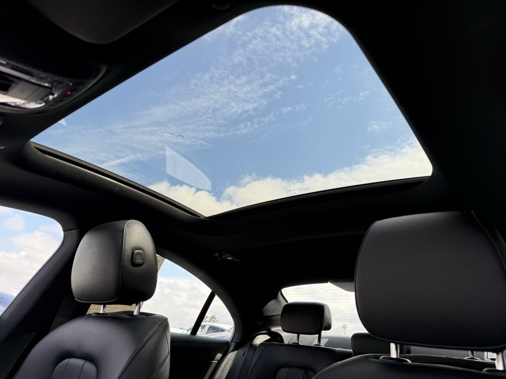 2025 Mercedes Benz CLA 250 4MATIC photo 3