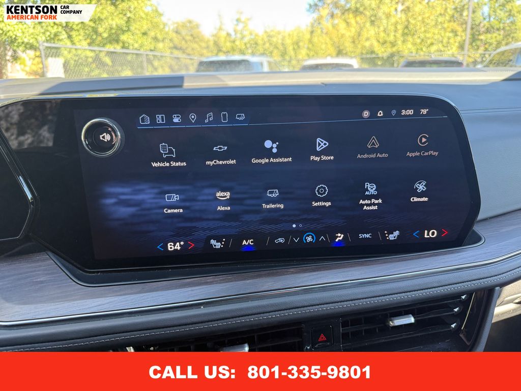 2025 Chevrolet Suburban LT photo 28
