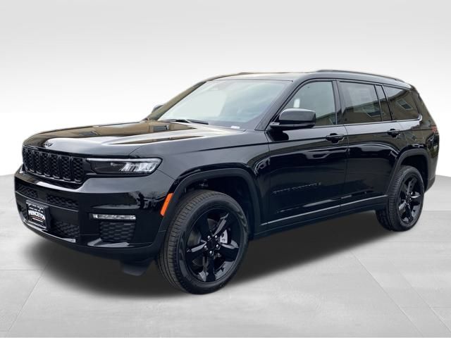 2025 Jeep Grand Cherokee Limited photo 3