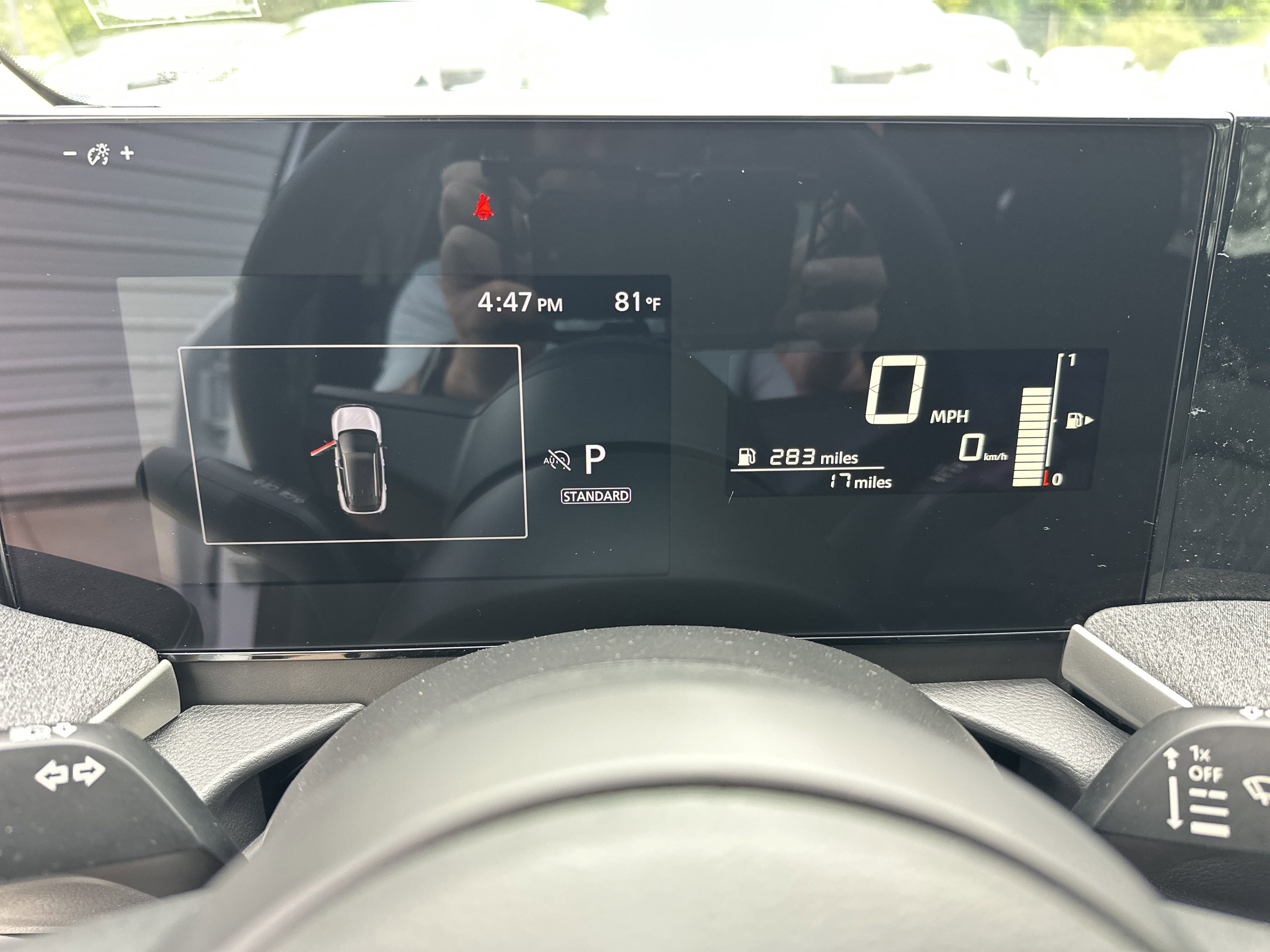 2025 Nissan Kicks SV photo 16