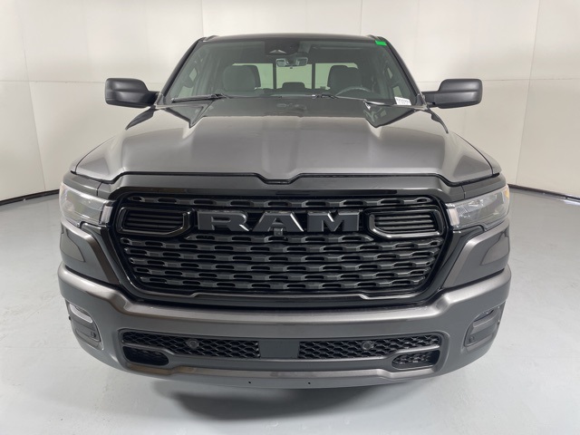 2025 Ram 1500 Tradesman photo 2