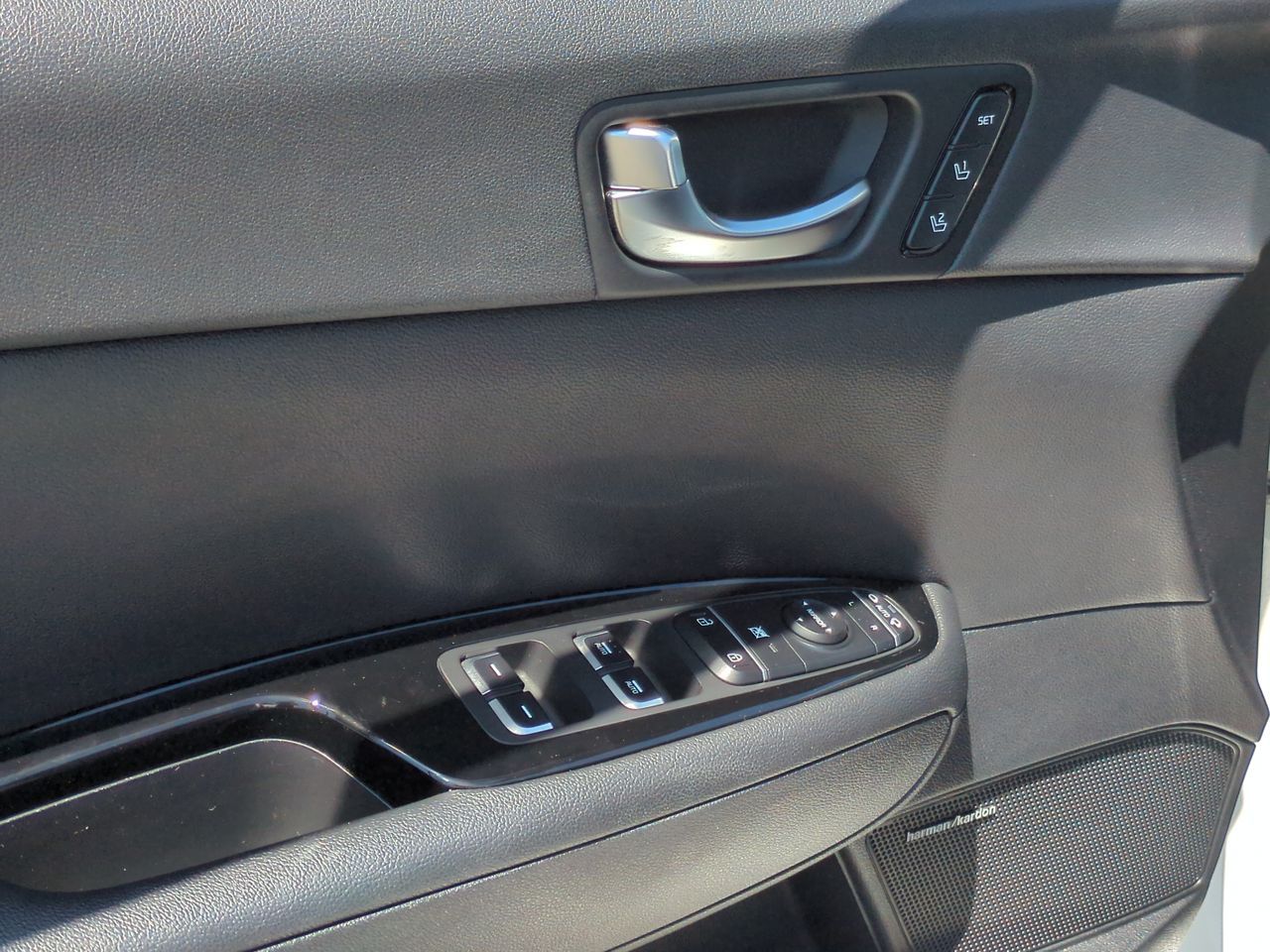 2020 Kia Optima Plug-In Hybrid EX photo 22