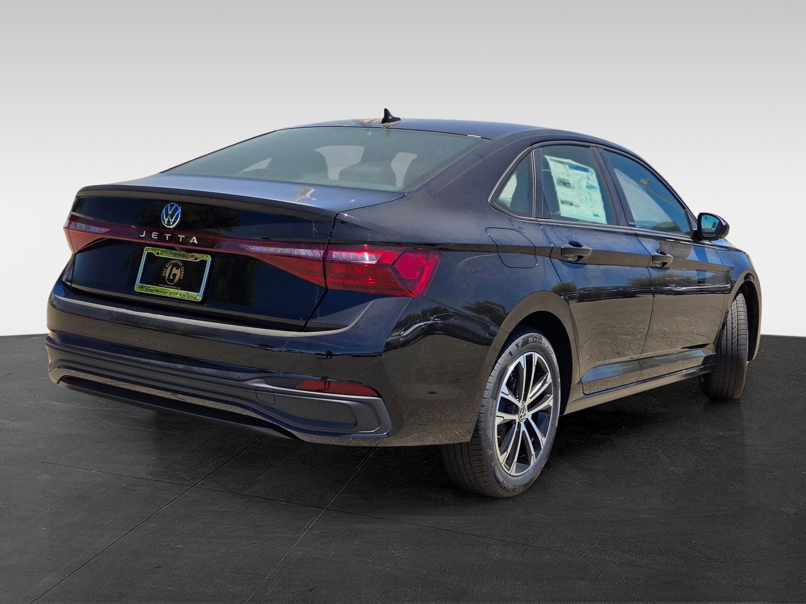 2025 Volkswagen Jetta 1.5T Sport photo 4