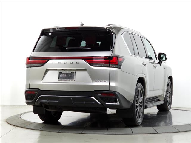 2023 Lexus LX 600 photo 11