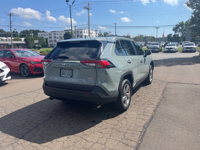 2021 Toyota RAV4 Hybrid XLE Premium photo 13