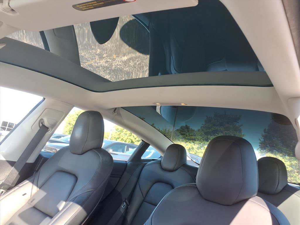 2019 Tesla Model 3 Long Range photo 3