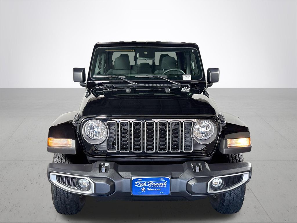 2024 Jeep Gladiator Sport photo 3