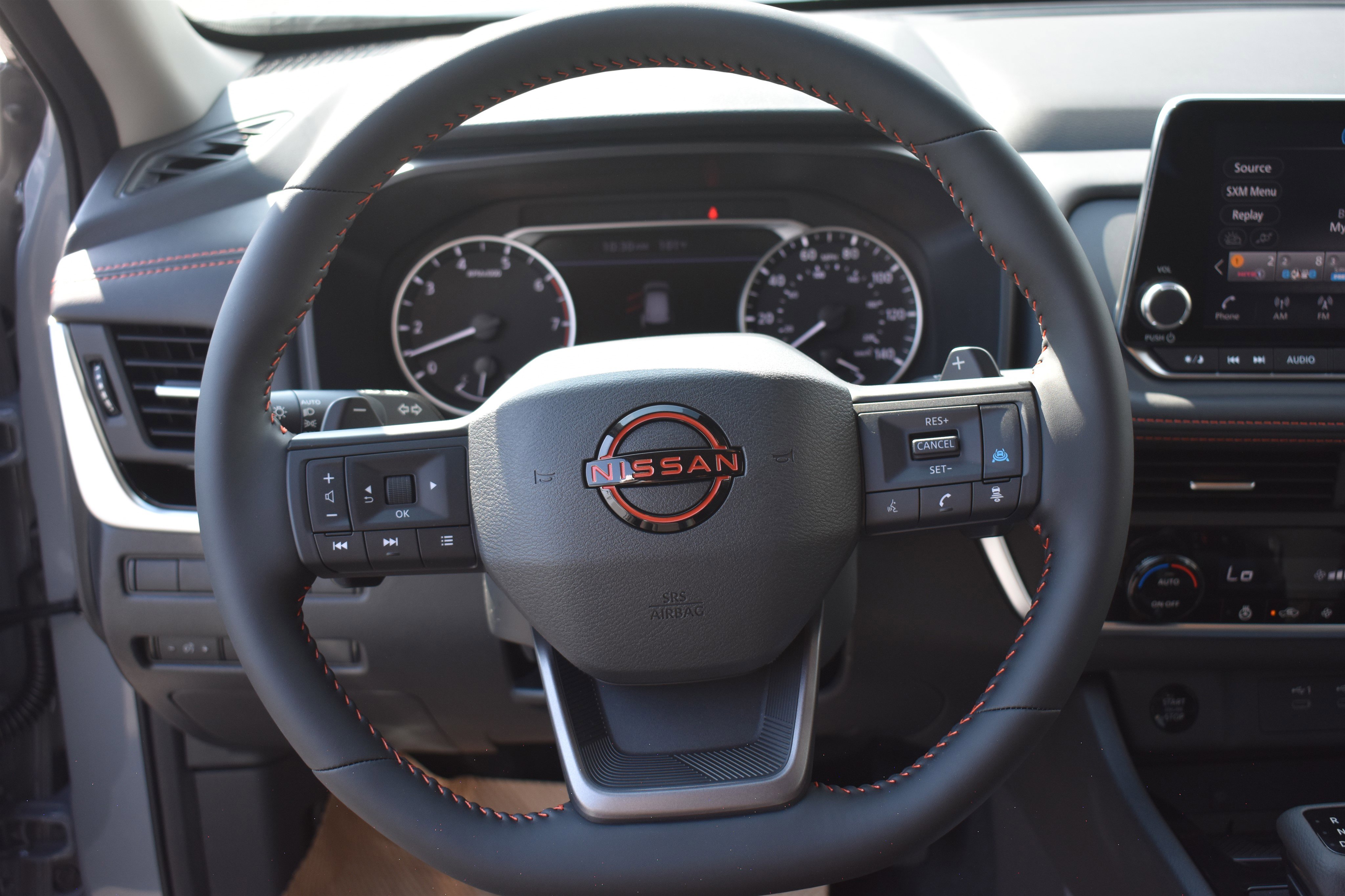 2026 Nissan Rogue SV photo 8