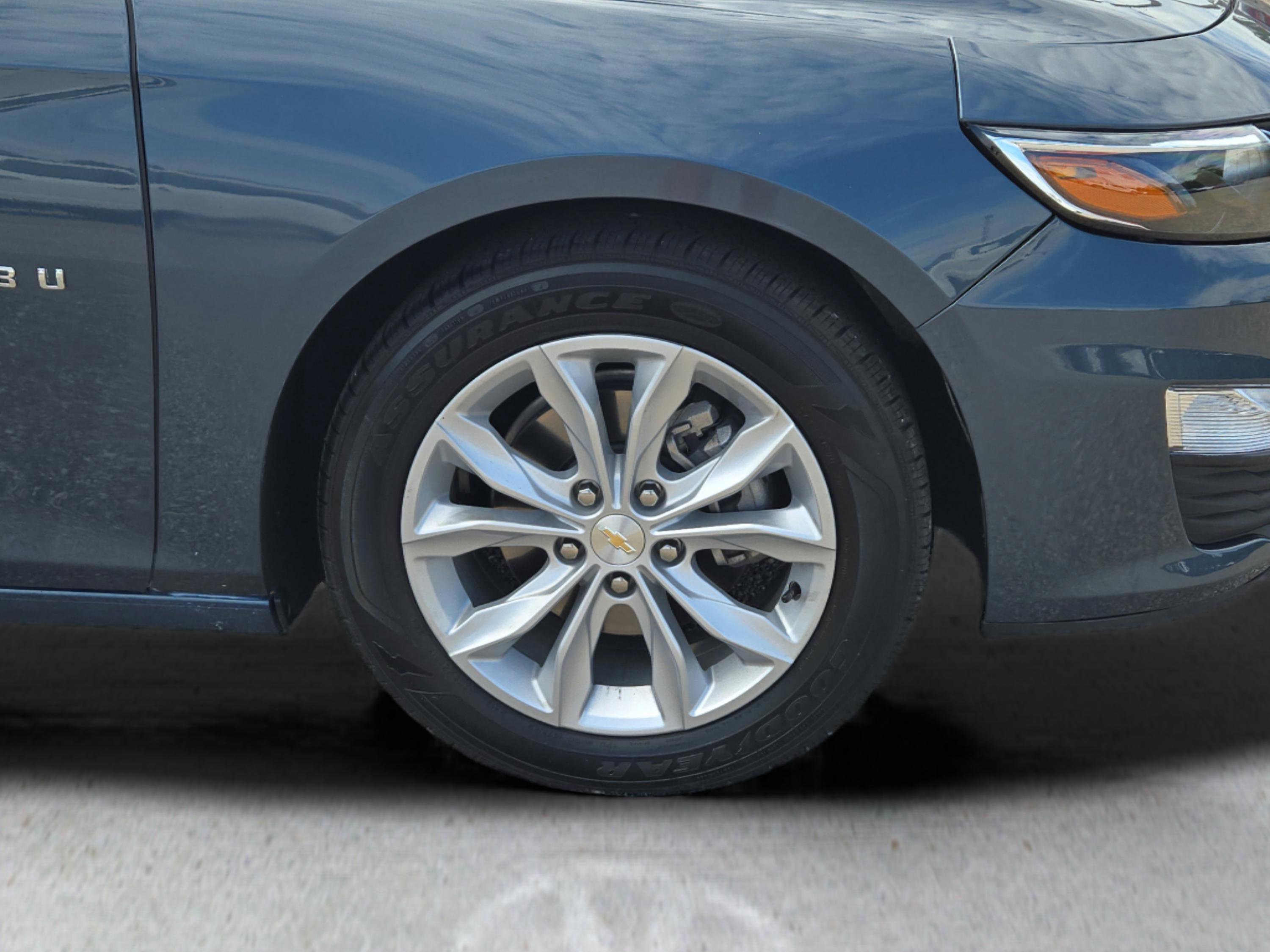 2025 Chevrolet Malibu 1LT photo 4