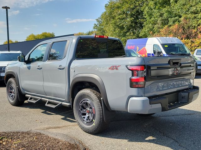 2025 Nissan Frontier PRO-4X photo 4