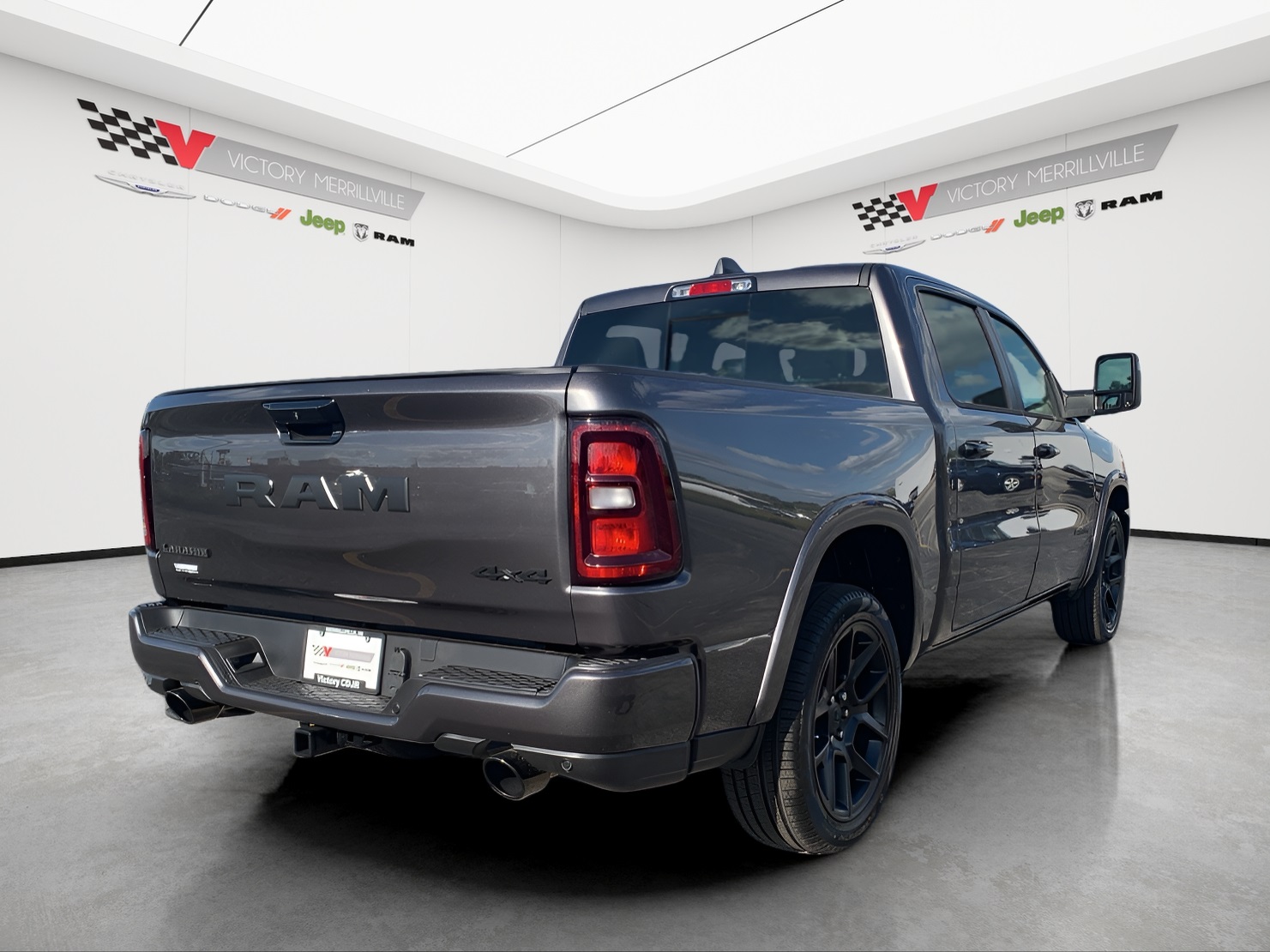 2026 Ram 1500 Laramie photo 4