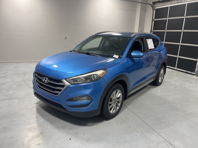 2017 Hyundai Tucson SE photo 2