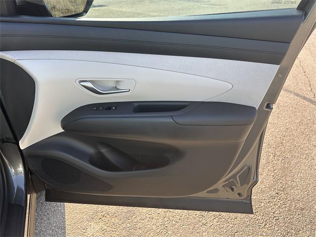 2025 Hyundai Tucson Hybrid SEL Convenience photo 14