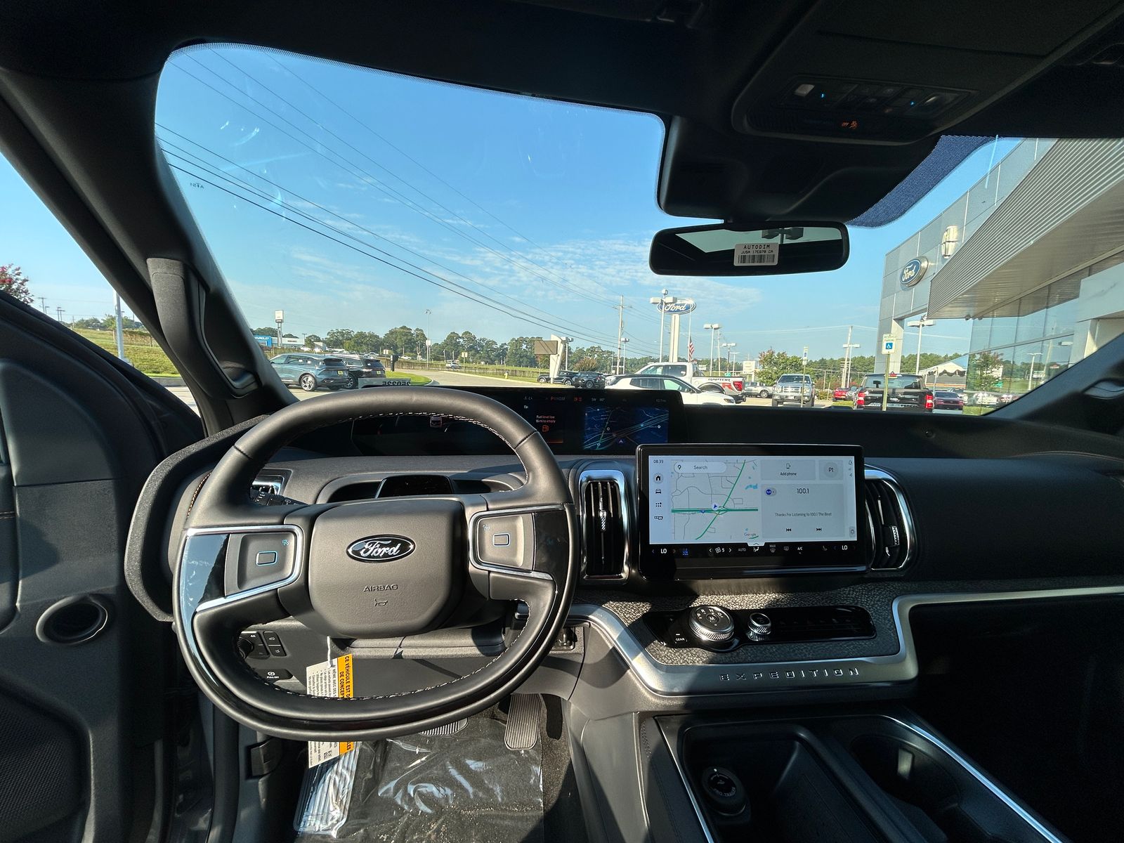 2025 Ford Expedition photo 10