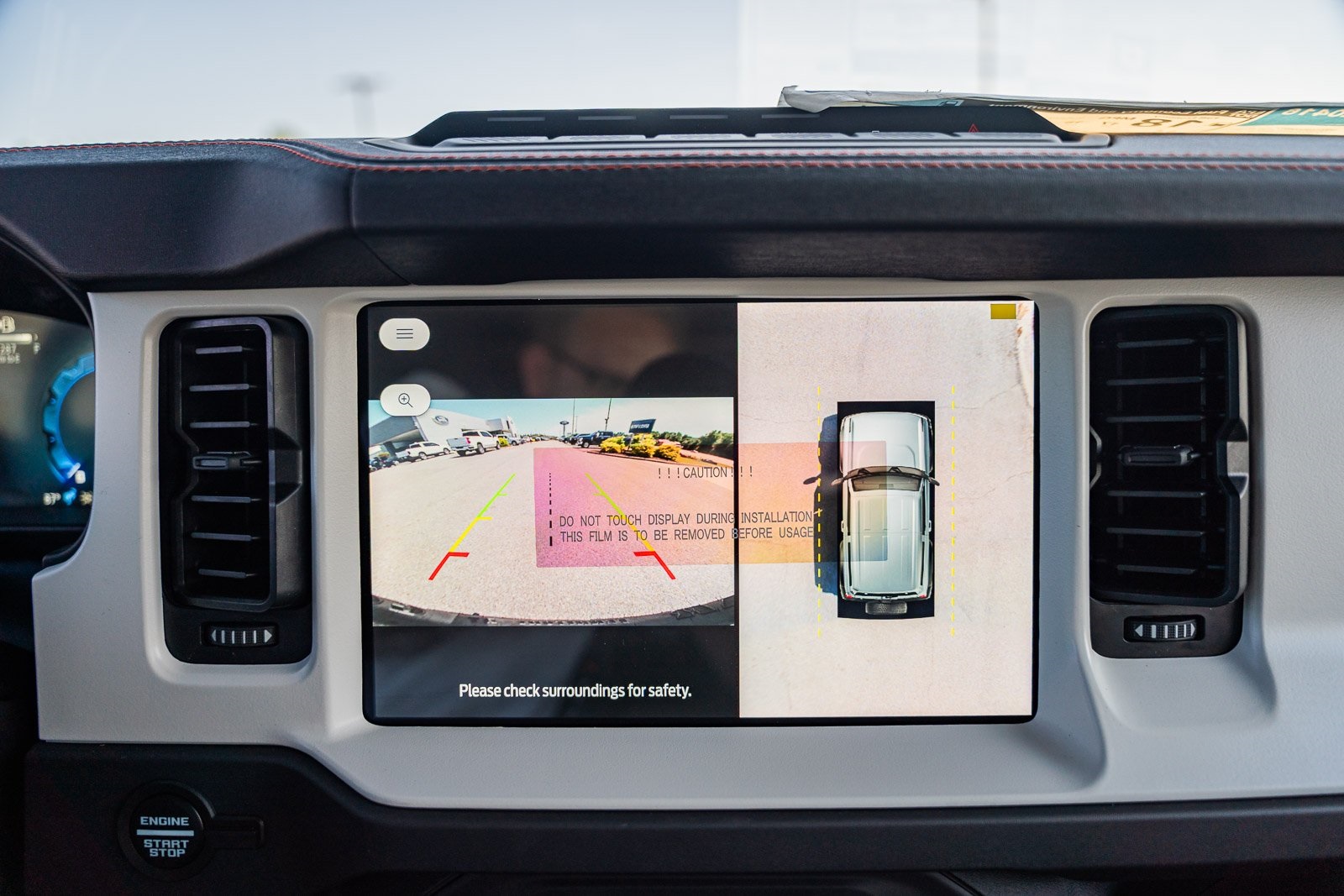 2025 Ford Bronco First Edition photo 19