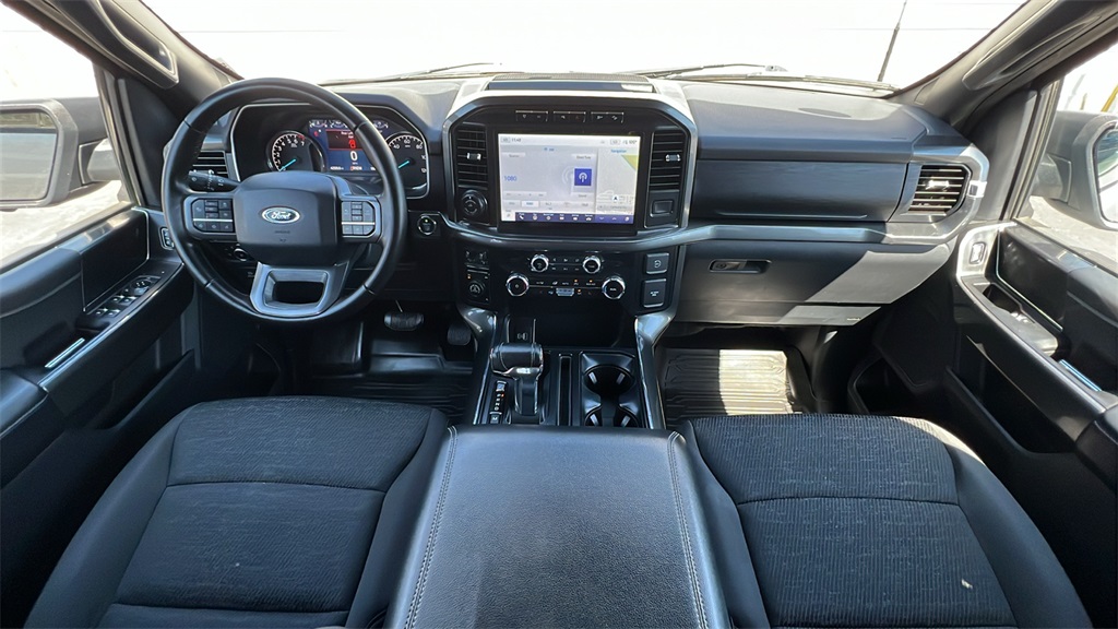 2023 Ford F-150 XLT photo 2