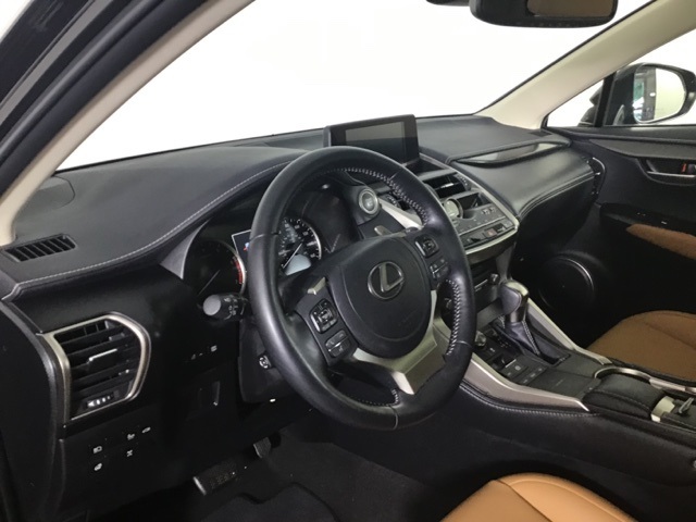 2021 Lexus NX 300 photo 8