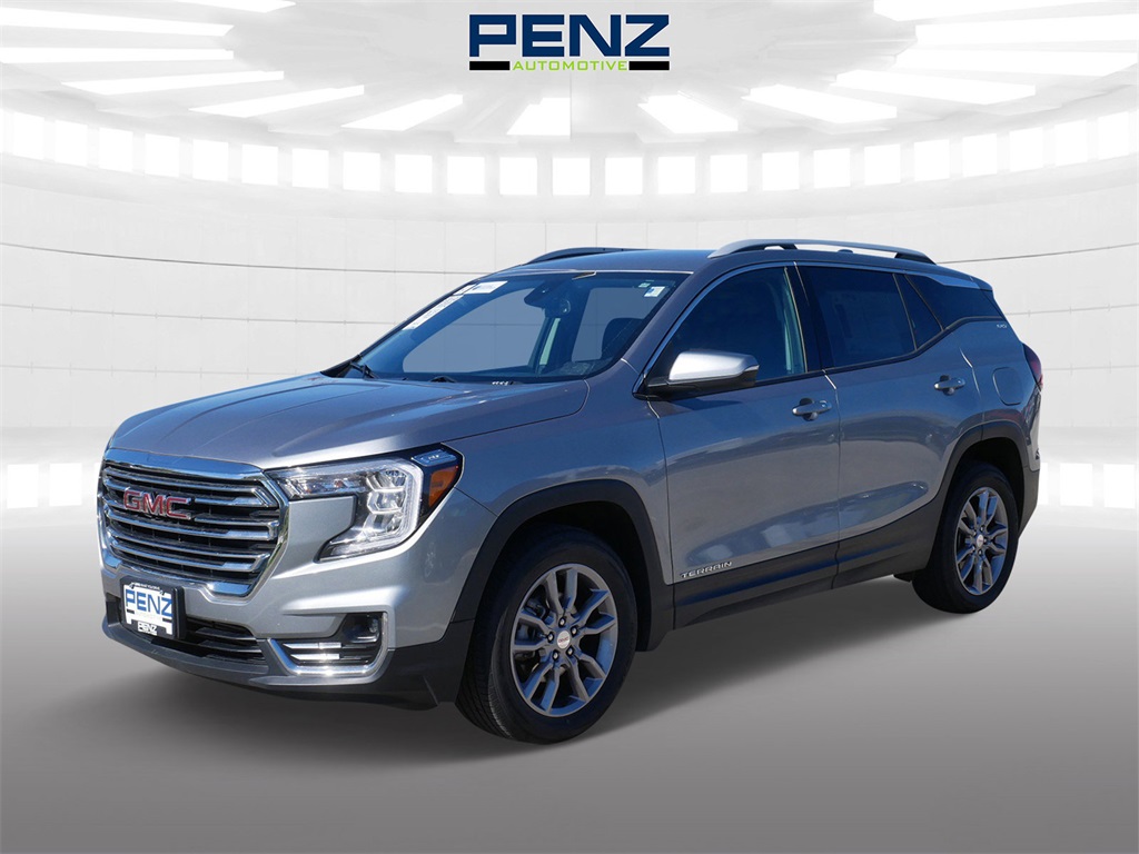 2024 Gmc Terrain SLT photo 2