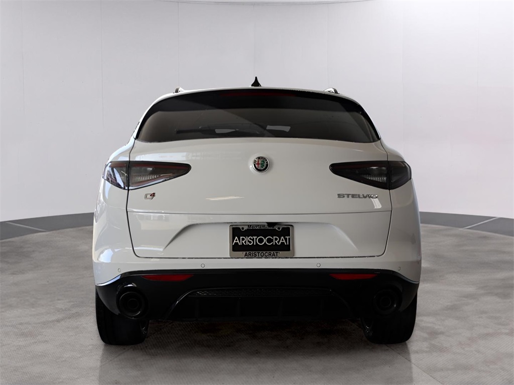 2025 Alfa Romeo Stelvio Sprint Base photo 6