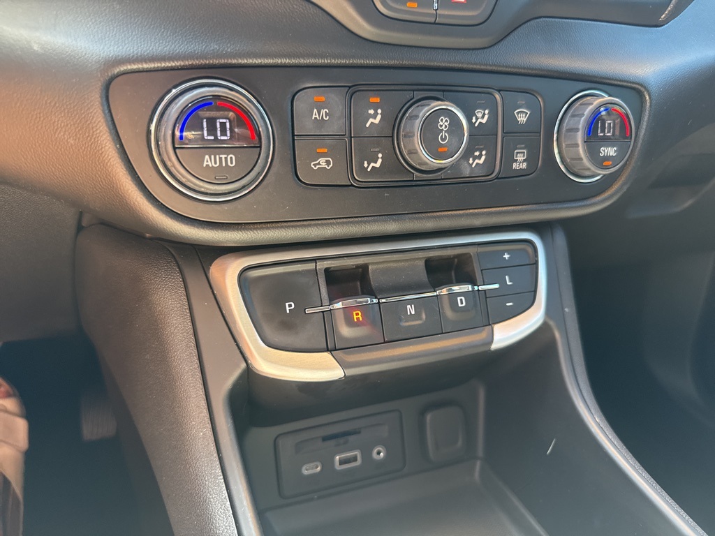 2022 Gmc Terrain SLT photo 20