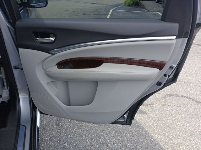 2019 Acura MDX SH-AWD photo 19