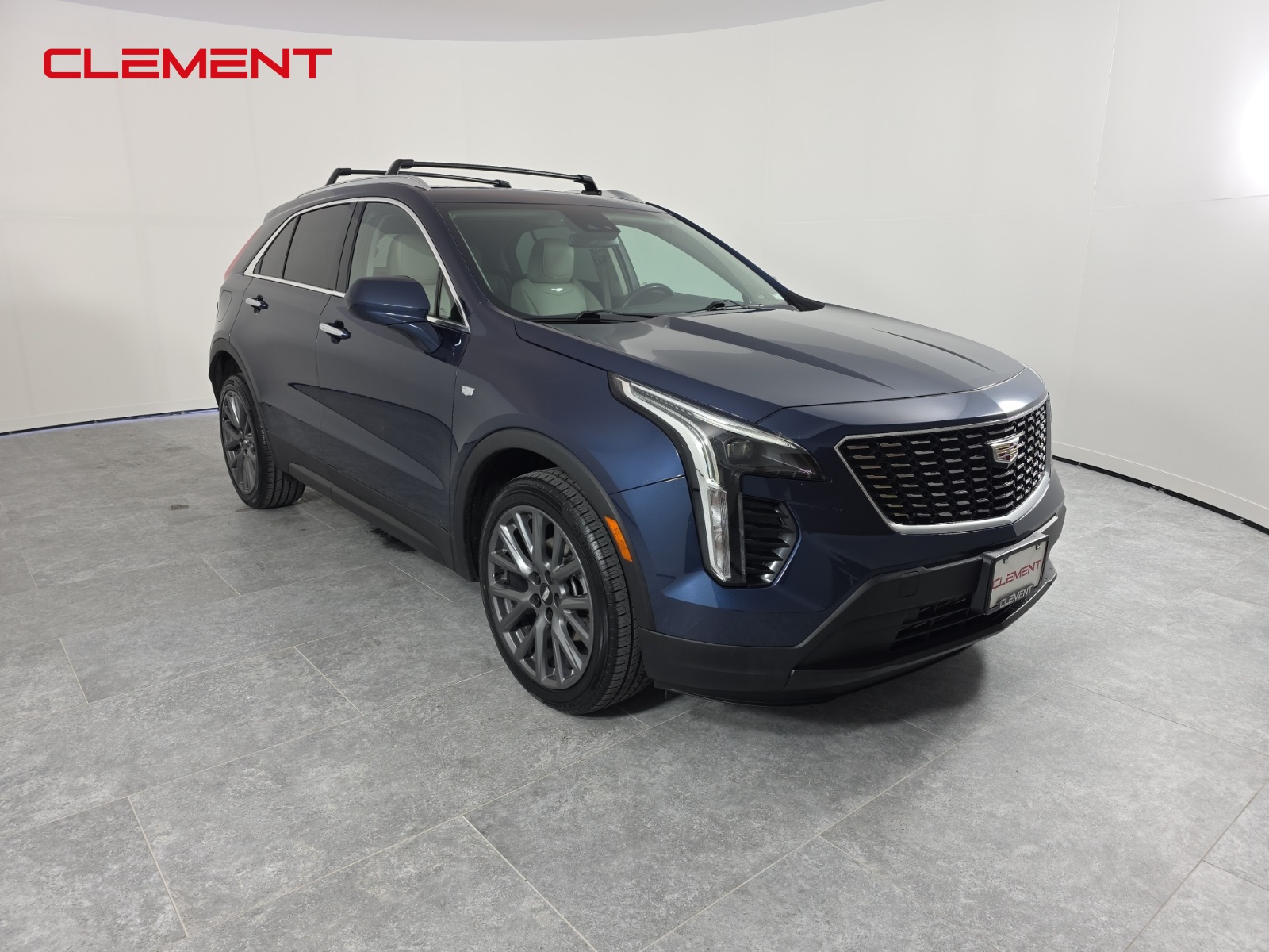 2021 Cadillac XT4 Luxury photo 3