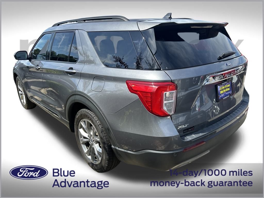 2021 Ford Explorer XLT photo 3