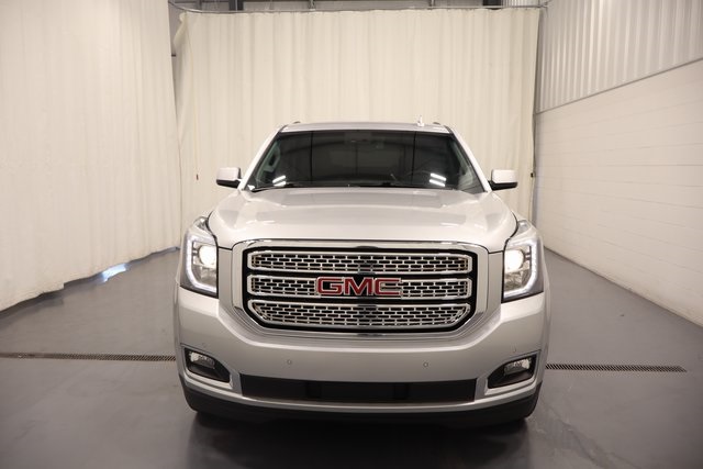 2015 Gmc Yukon SLT photo 3