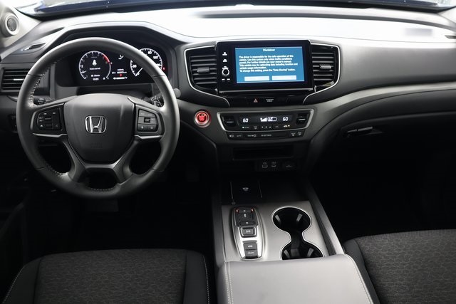 2025 Honda Ridgeline Sport photo 2