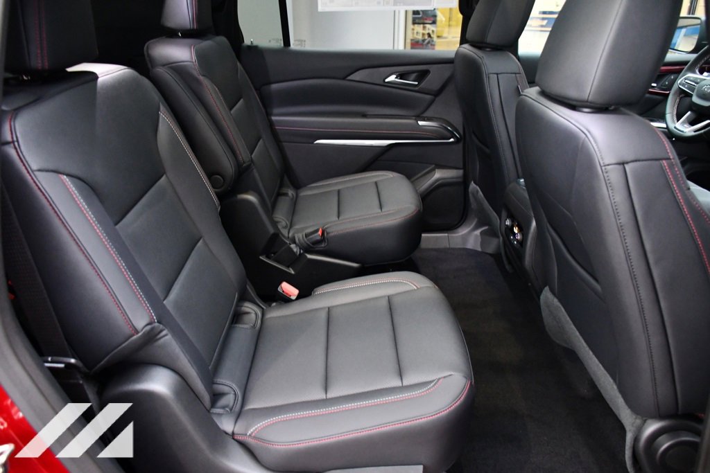 2026 Chevrolet Traverse Z71 photo 29