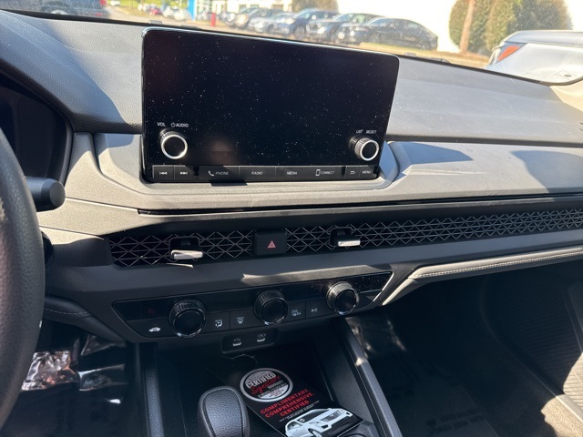 2023 Honda Accord EX photo 9