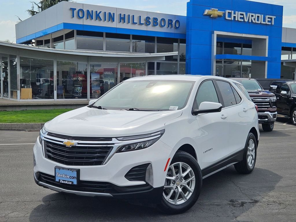 2023 Chevrolet Equinox LT photo 2