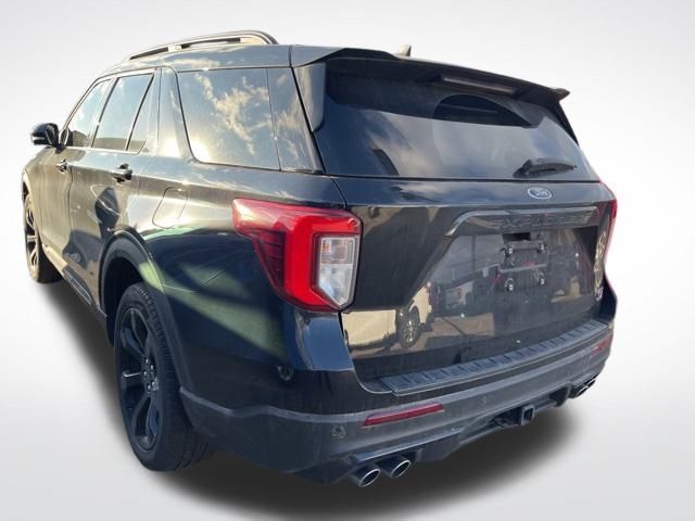 2023 Ford Explorer ST photo 3
