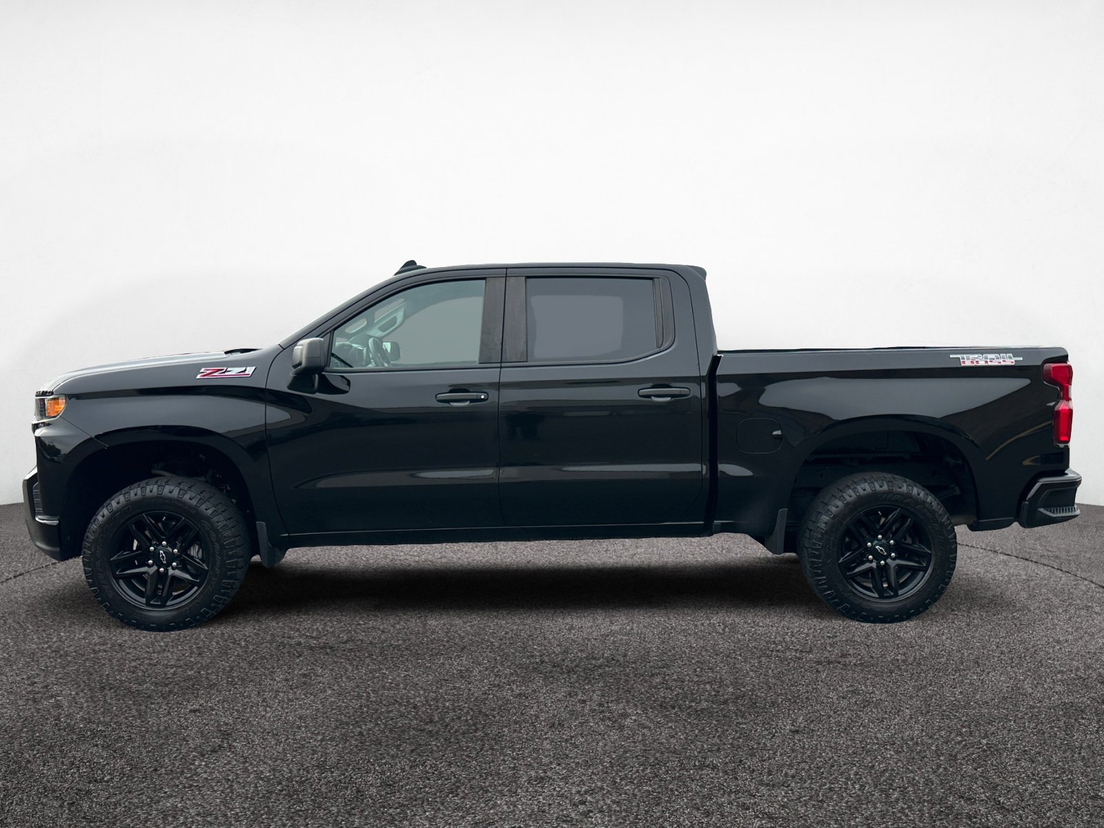 2021 Chevrolet Silverado 1500 Custom Trail Boss photo 2