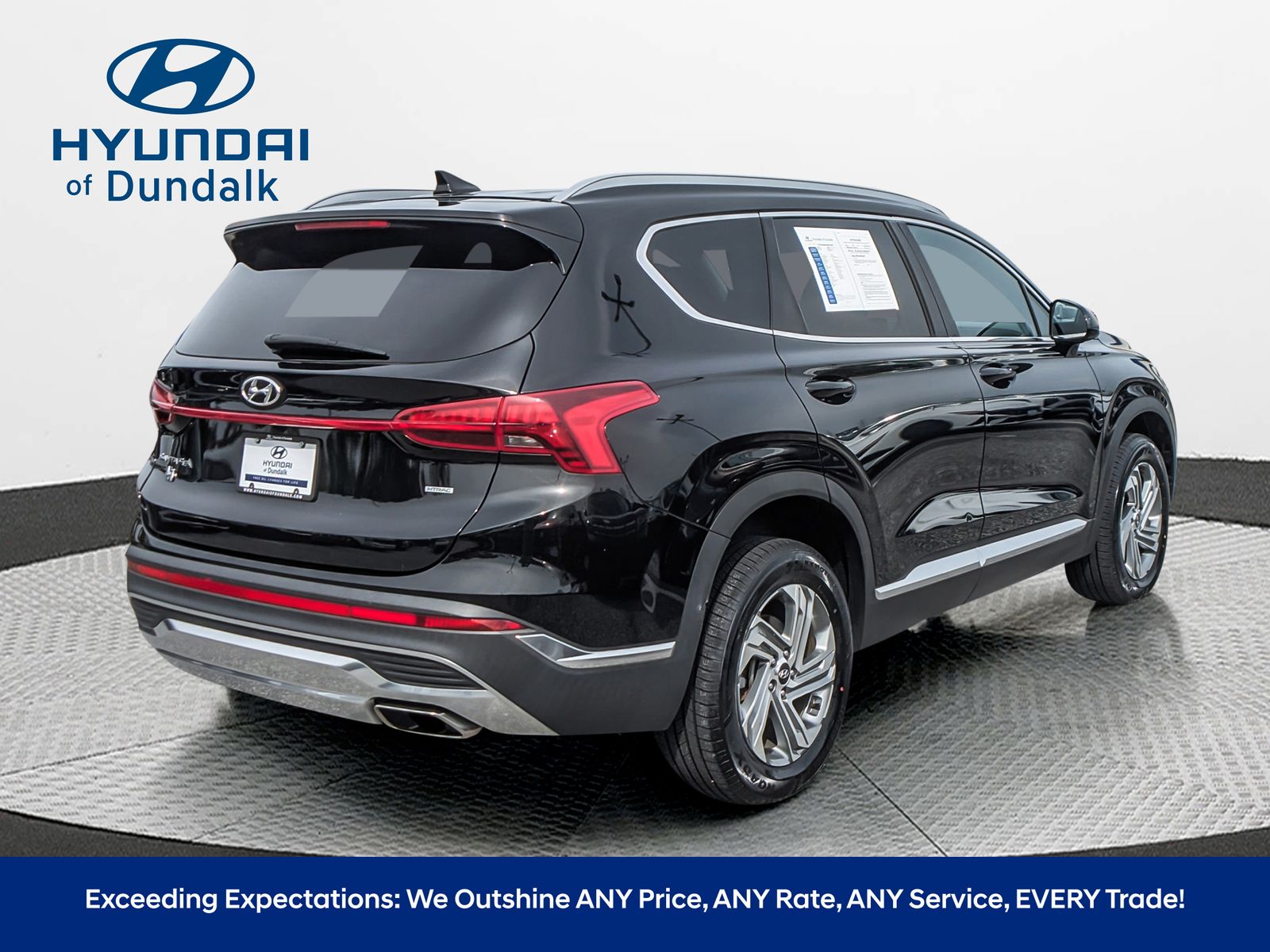 2022 Hyundai Santa Fe SEL photo 2
