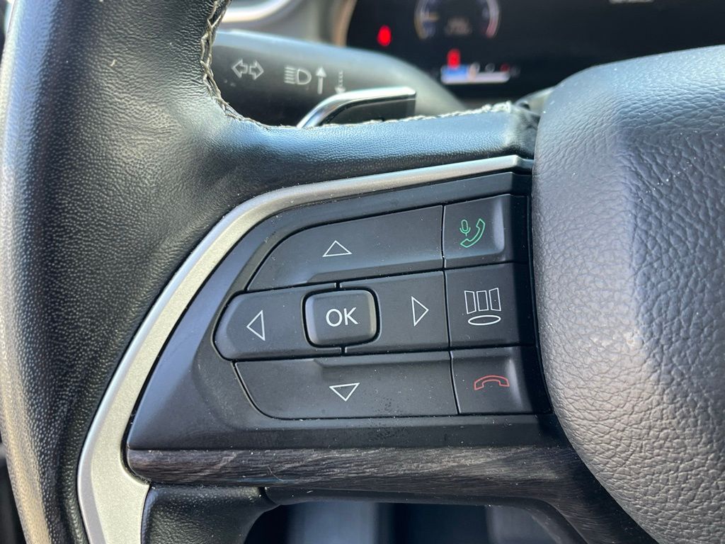 2022 Jeep Grand Cherokee Limited photo 8