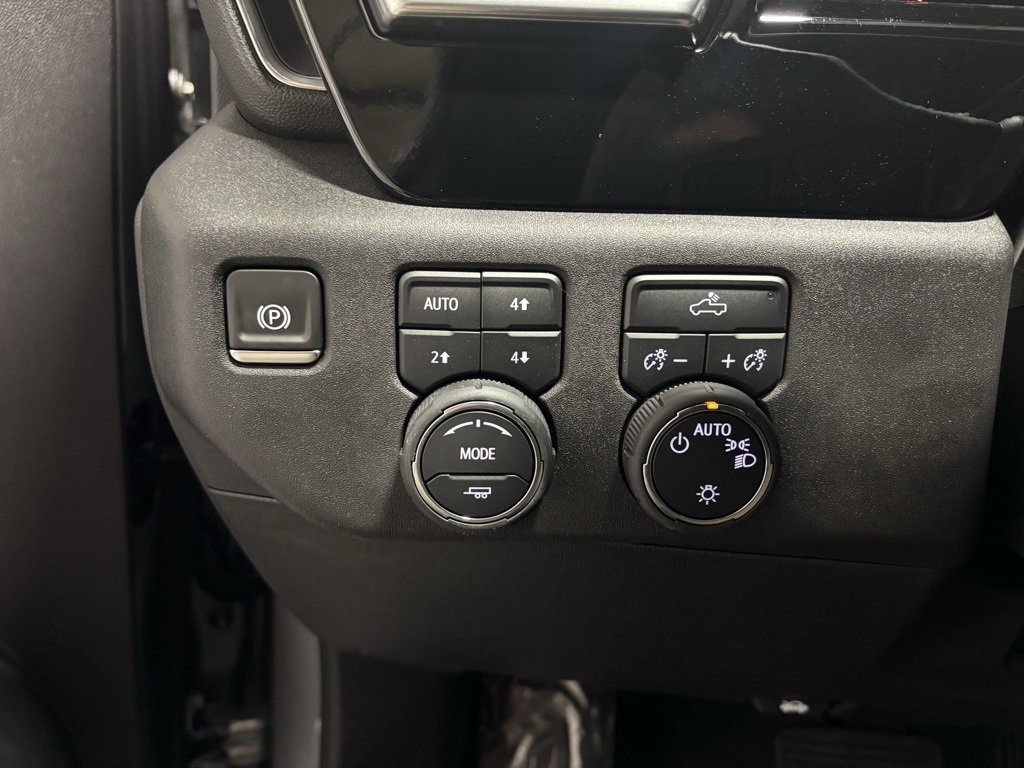 2026 Chevrolet Silverado 1500 LT photo 11