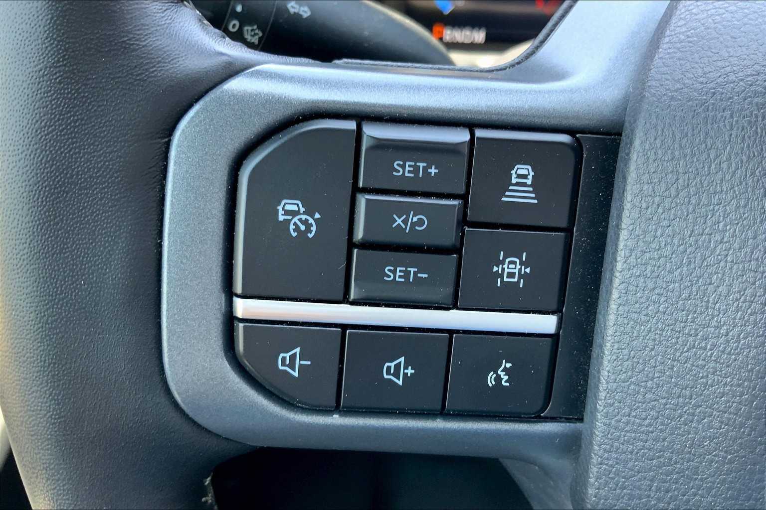 2024 Ford F-250 1500 Denali photo 37
